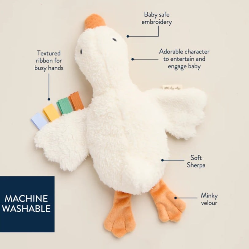 Itzy Huggable™ - Gracie the Goose