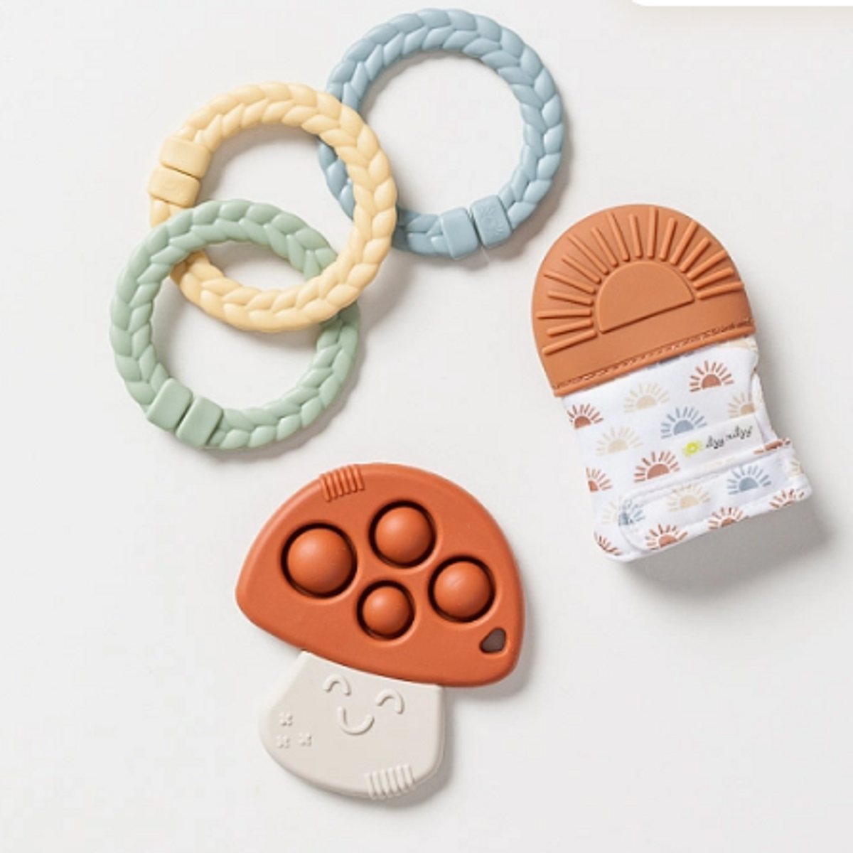 An Itzy Ritzy teether gift set